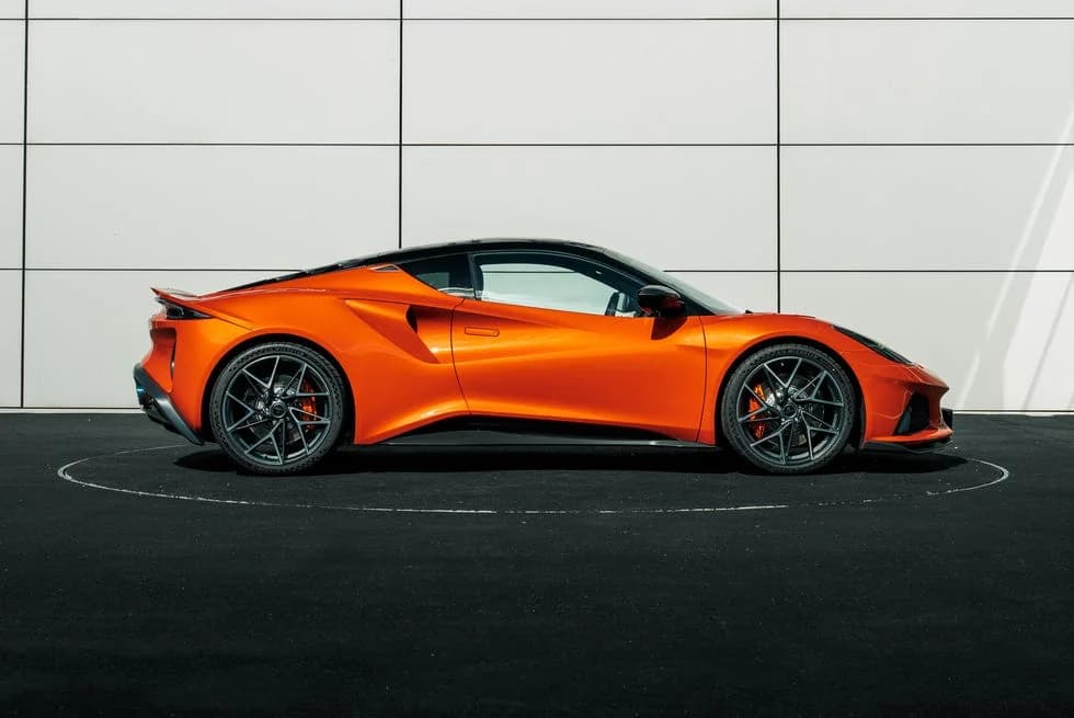 Lotus Emira (2027)