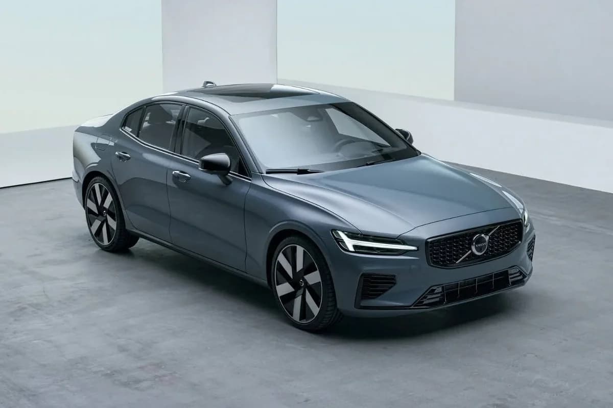 Volvo S60 (2025)