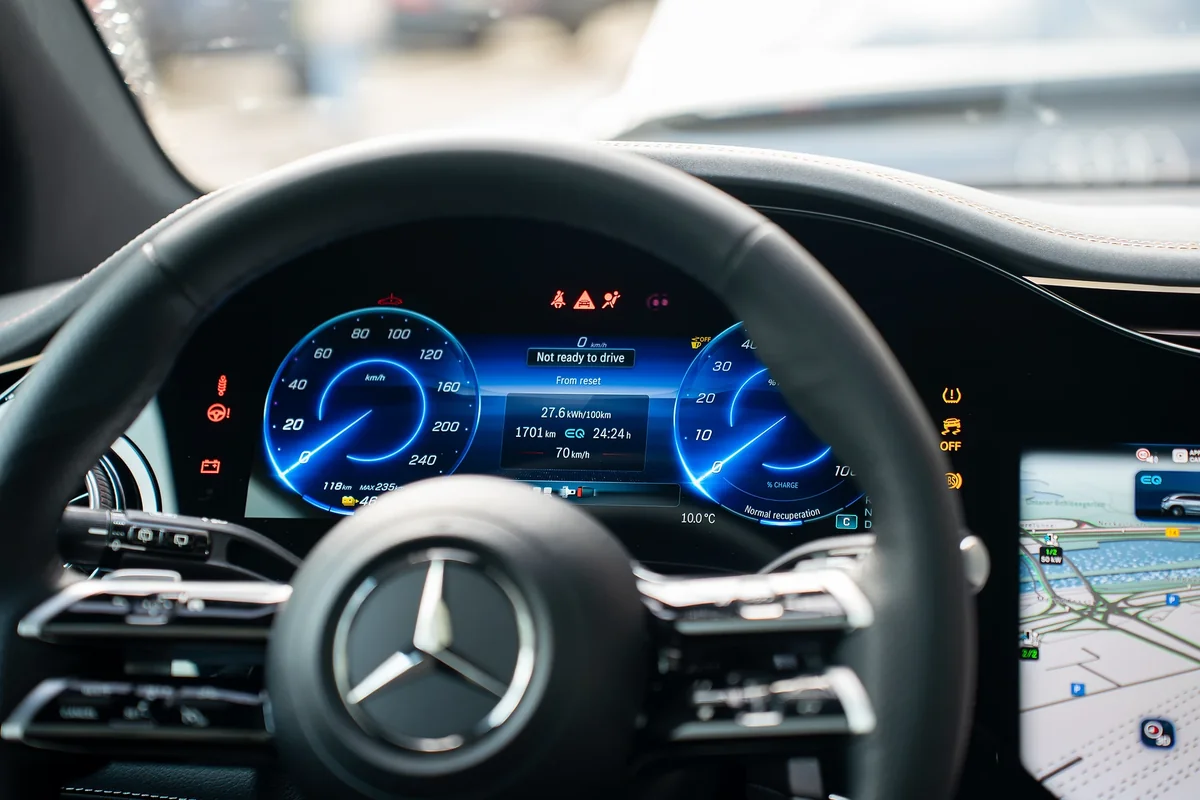 Mercedes-Benz EQE SUV (2027)