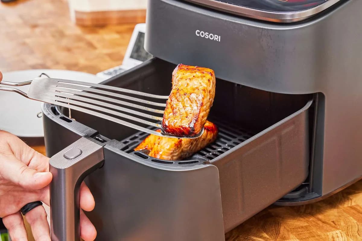 COSORI TurboBlaze 6.0-Quart Smart Air Fryer