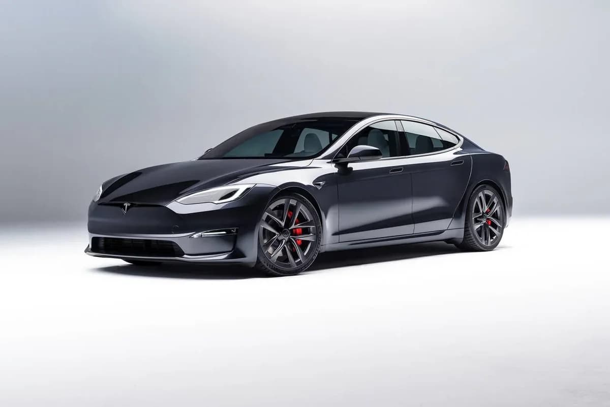 Tesla Model S (2025)