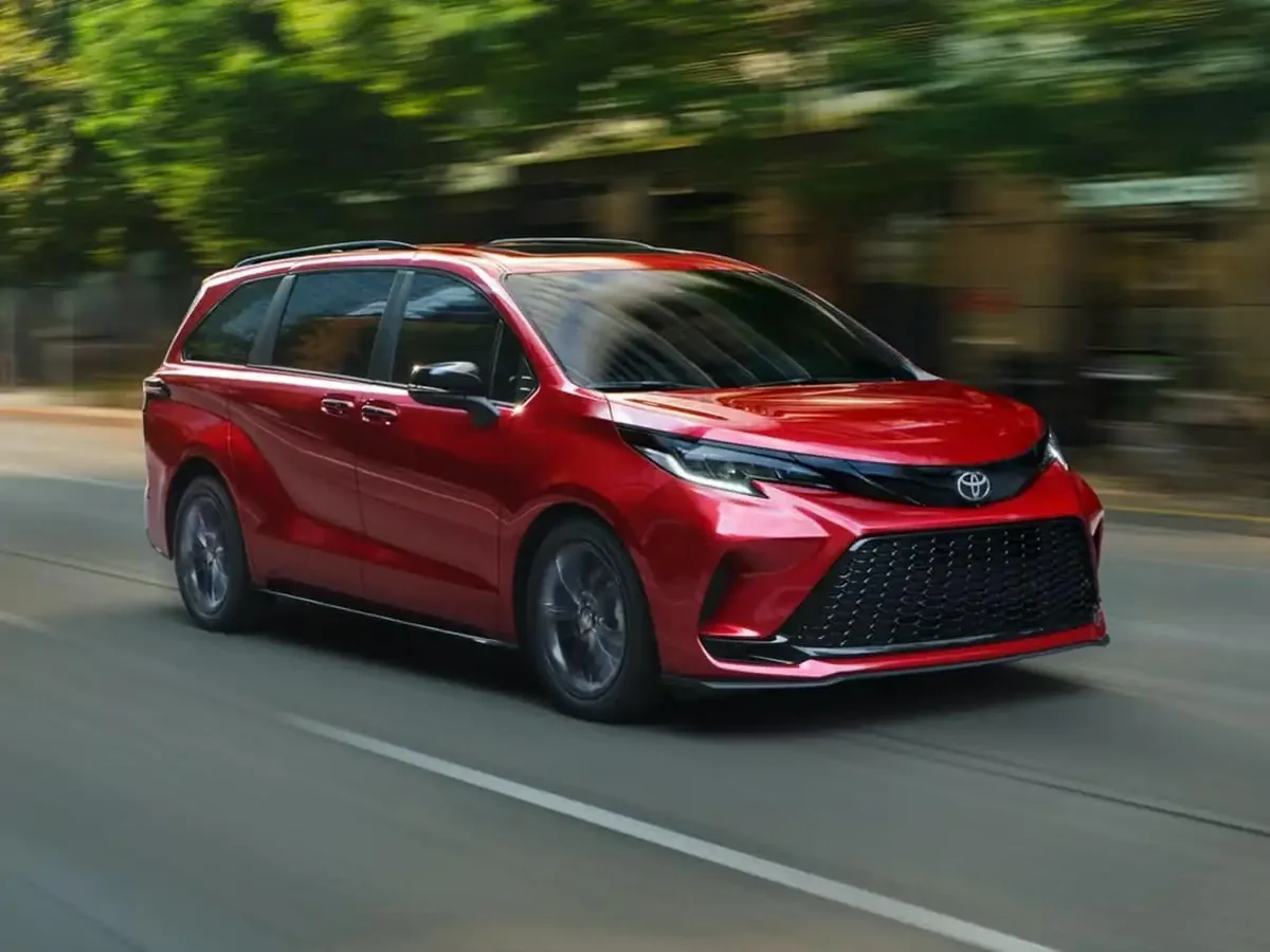Toyota Sienna (2026)