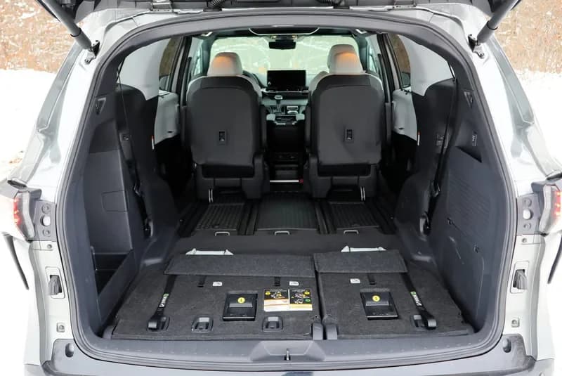 Toyota Sienna (2026)