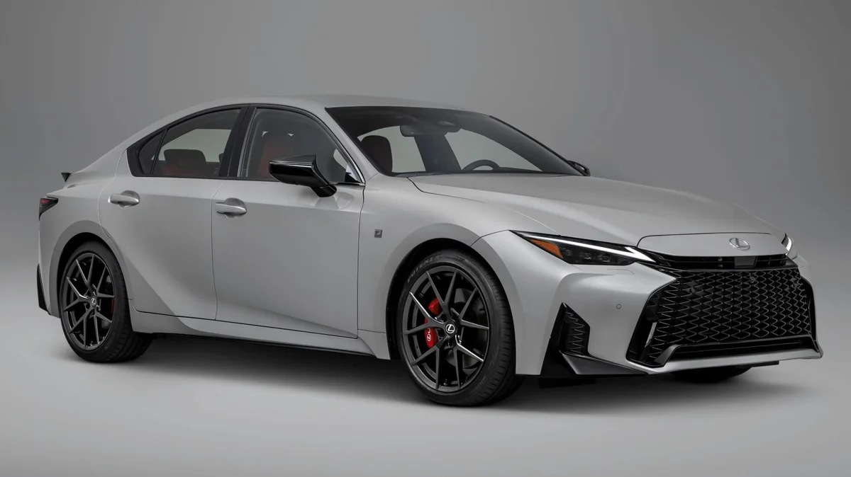 Lexus IS (2026)