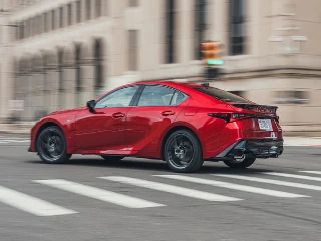 Lexus IS (2026)