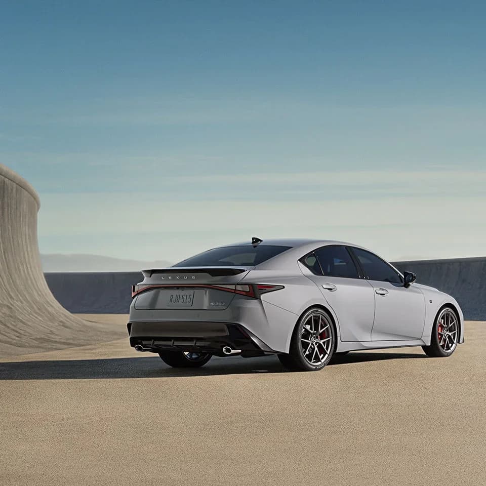 Lexus IS (2026)