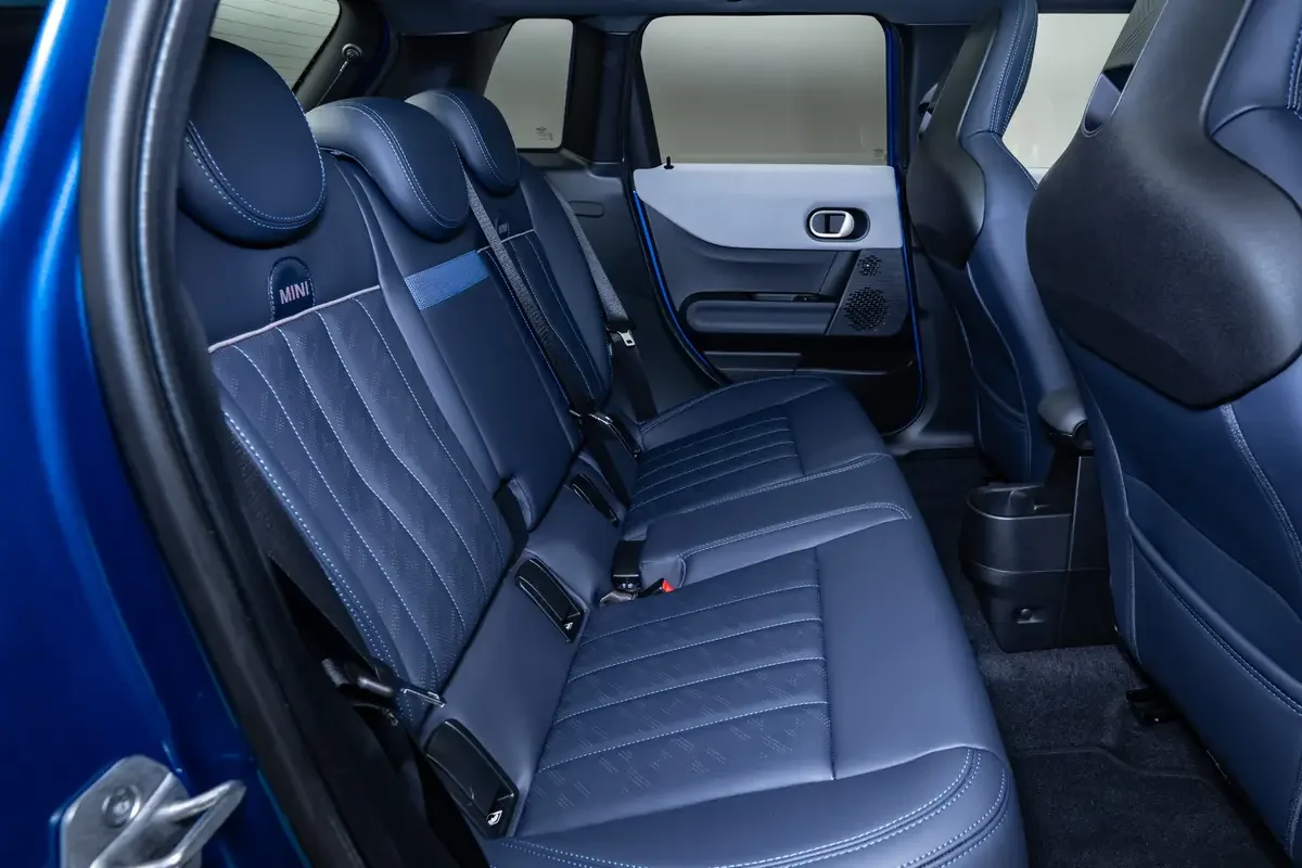 MINI Cooper 4 Door (2027)