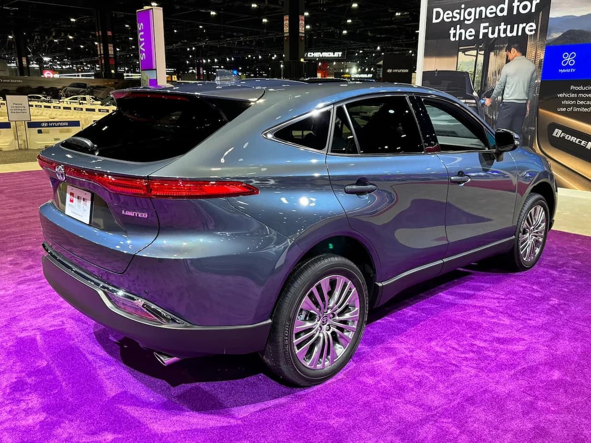 Toyota Venza (2024)