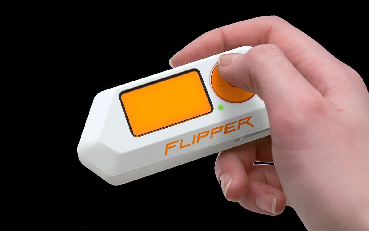 Flipper Devices Flipper Zero