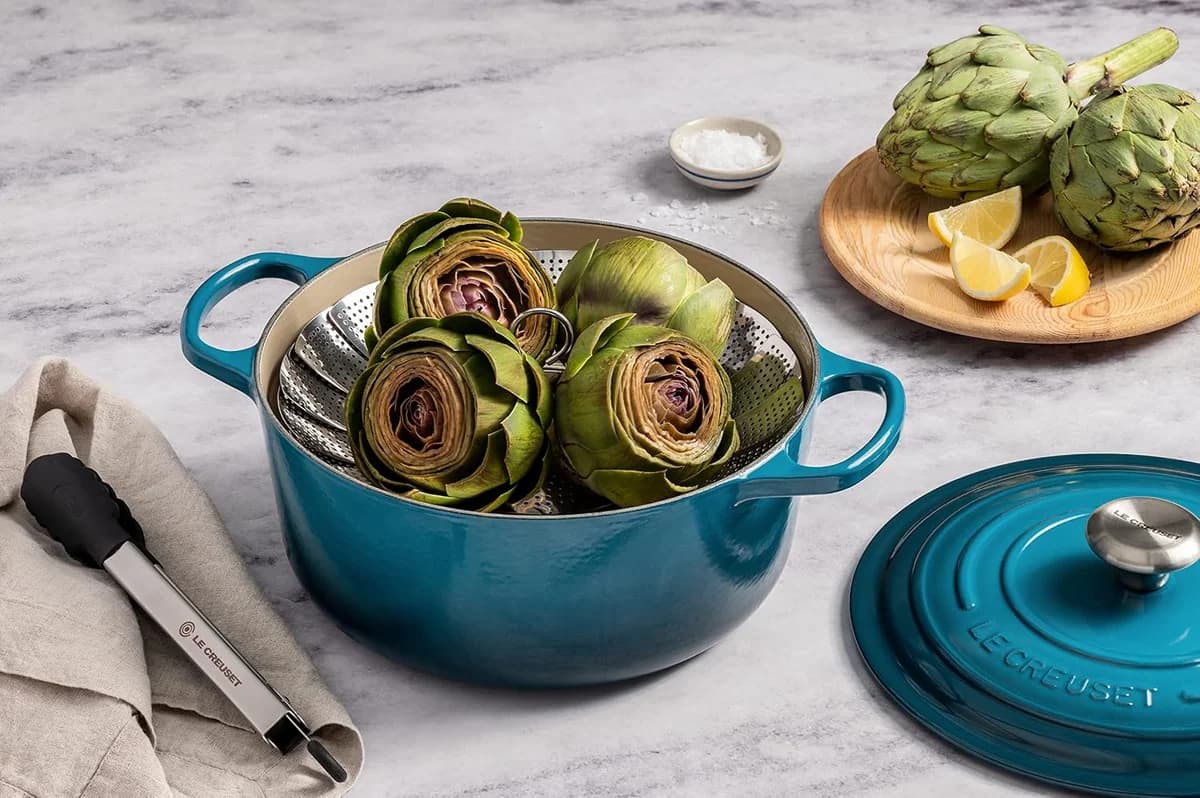 Le Creuset Signature Enameled Cast Iron Round Dutch Oven 5.5 Qt