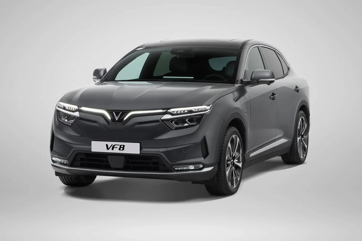 VinFast VF 8 (2025)