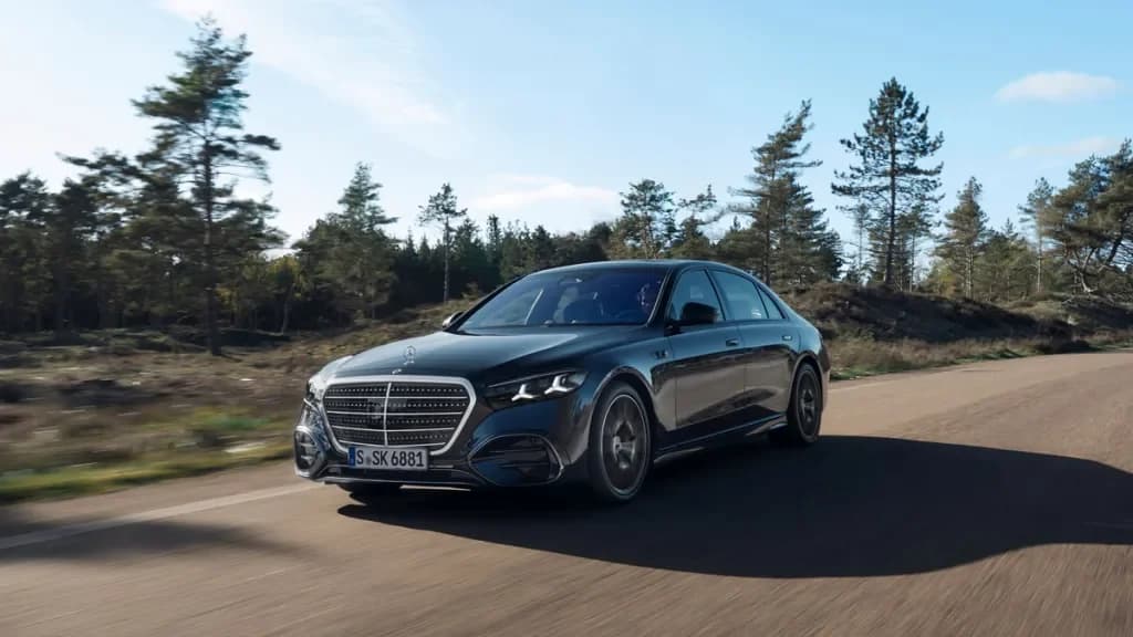 Mercedes-Benz S-Class (2027)