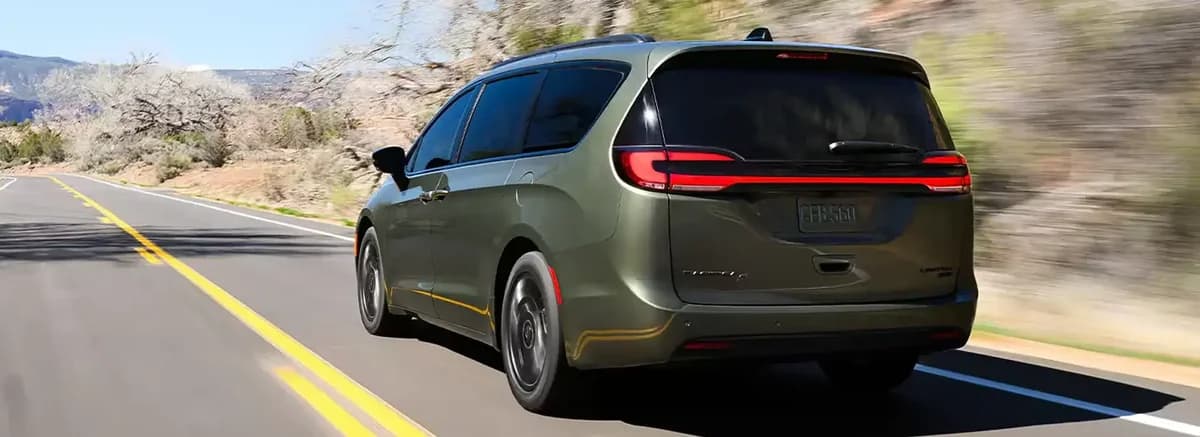 Chrysler Pacifica (2027)