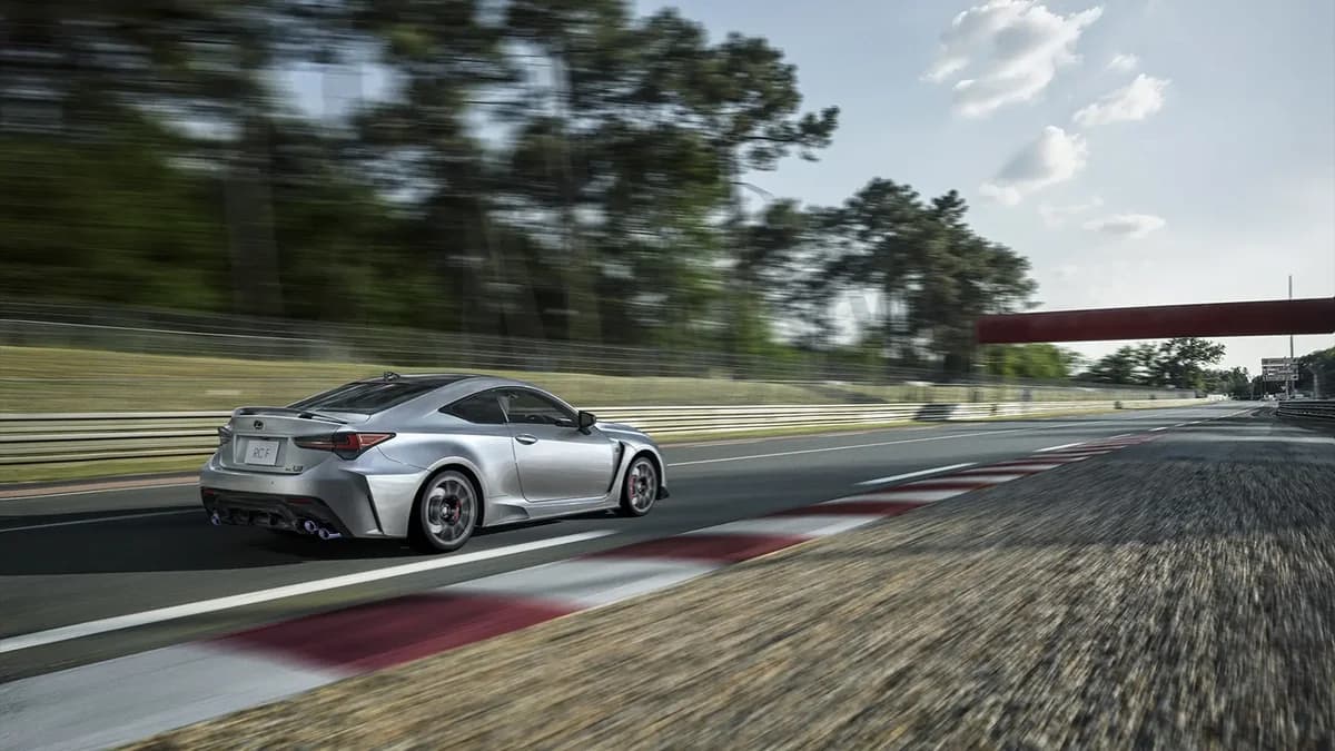 Lexus RC (2025)