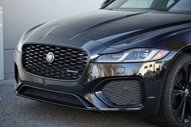 Jaguar XF (2024)
