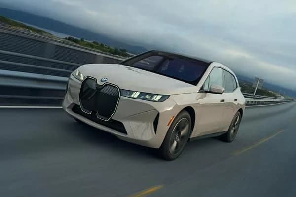 BMW iX (2026)