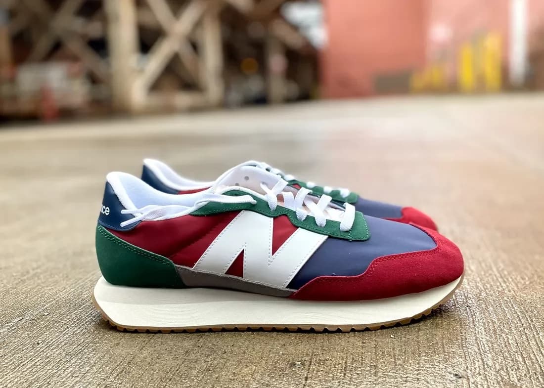 New Balance 237